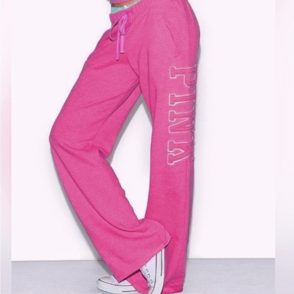 💜VS PINK MATCHING SET💜 - Picture 4 of 6